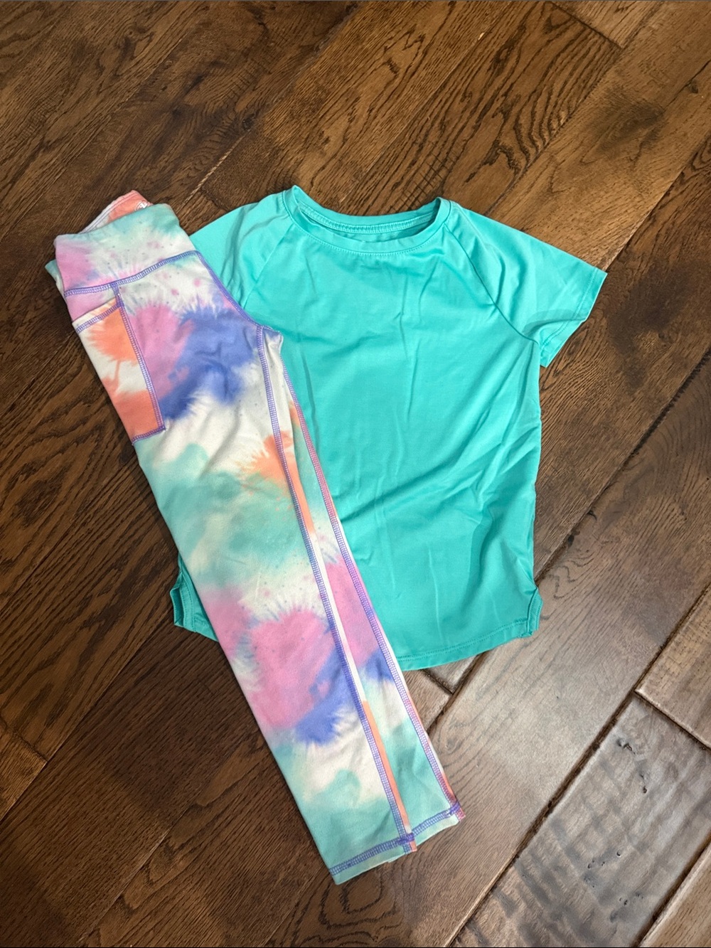 Athletic Works Aqua Short-Sleeve Rashguard with Pastel Tie-Dye Leggings